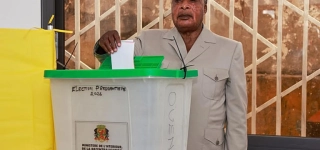 congo-denis-sassou-nguesso-a-82-ans-reelu-president-pour-un-cinquieme-mandat