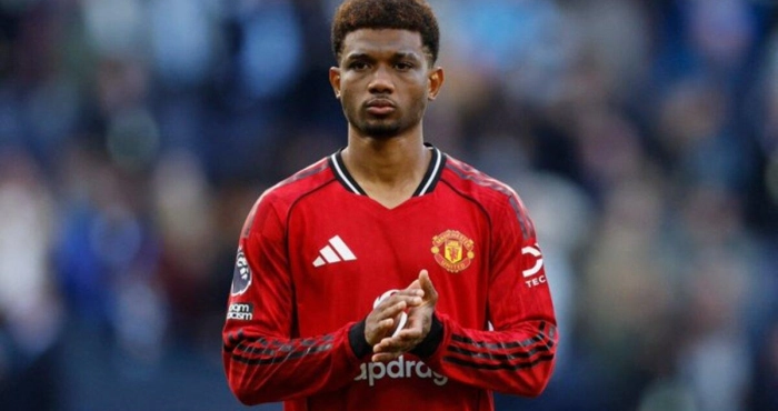 premier-league-amad-diallo-et-manchester-united-sinclinent-a-domicile-25-ans-apres