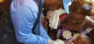 lutte-contre-la-rougeole-pres-de-20-millions-de-vies-sauvees-en-afrique-soit-40-rapport-oms