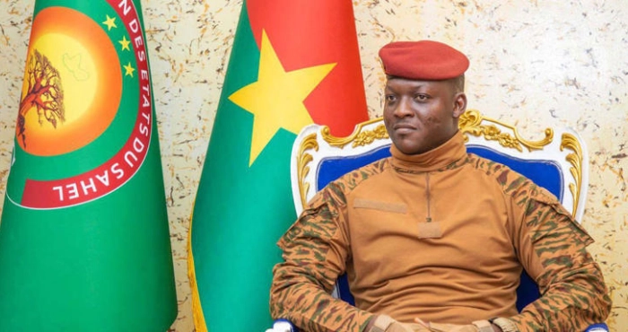 burkina-faso-ibrahim-traore-dissout-118-ong-apres-avoir-supprime-les-partis-politiques