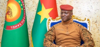 burkina-faso-ibrahim-traore-dissout-118-ong-apres-avoir-supprime-les-partis-politiques