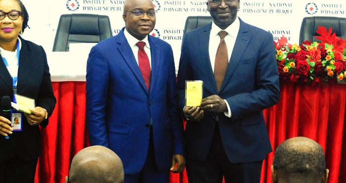 un-nouveau-carnet-international-de-vaccination-plus-securise-et-conforme-aux-normes-internationales-officiellement-lance