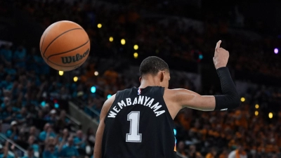 nba-victor-wembanyama-elu-meilleur-defenseur-de-lannee