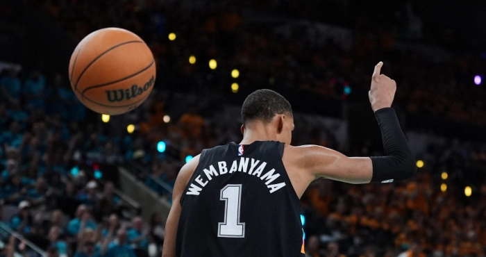 nba-victor-wembanyama-elu-meilleur-defenseur-de-lannee