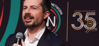 etats-unis-presidentielles-un-candidat-democrate-inattendu-prend-la-tete-des-sondages