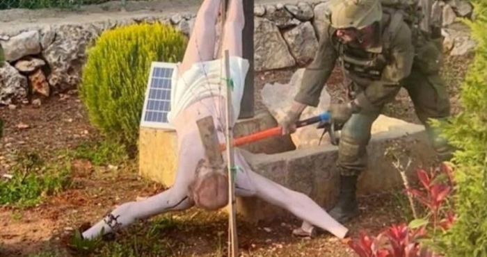 moyen-orient-deux-soldats-israeliens-ecopent-1-mois-de-prison-pour-avoir-profane-un-monument-de-jesus-christ-au-liban