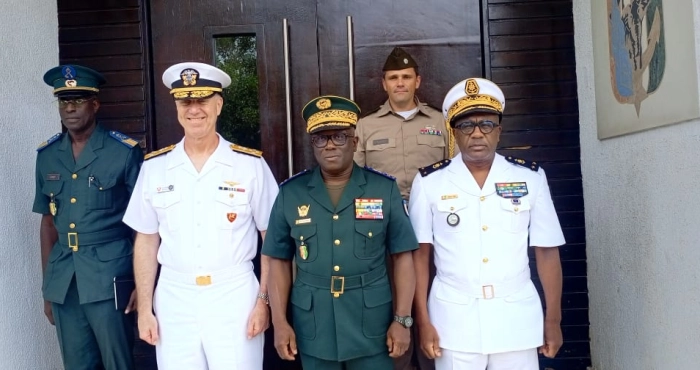 securite-maritime-lamiral-george-wikoff-recu-a-abidjan-cap-sur-une-cooperation-militaire-renforcee