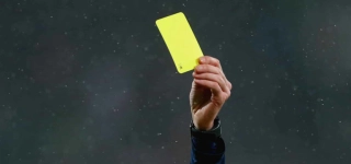 mondial-2026-la-fifa-veut-revoir-la-regle-des-cartons-jaunes