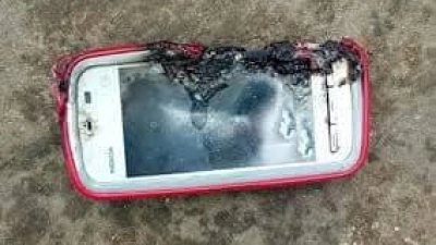 alors-quelle-etendait-ses-vetements-sur-une-corde-une-jeune-fille-meurt-electrocutee