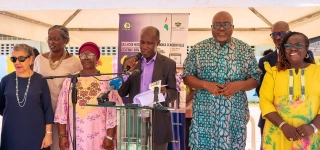 agboville-le-lycee-ernest-boka-celebre-60-ans-de-rayonnement-avec-ses-anciens-eleves