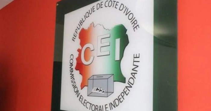 alassane-ouattara-dissout-la-cei