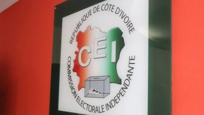 alassane-ouattara-dissout-la-cei