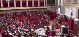 restitutions-de-biens-pillees-durant-la-colonisation-la-loi-cadre-definitivement-adopte