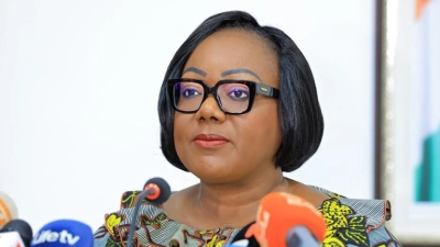 concours-administratifs-2026-le-ministere-de-la-fonction-publique-suspend-quatre-concours-professionnels-les-raisons