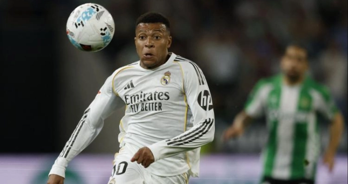 football-kylian-mbappe-ne-jouera-pas-le-clasico-entre-barcelone-et-le-real-madrid-les-raisons