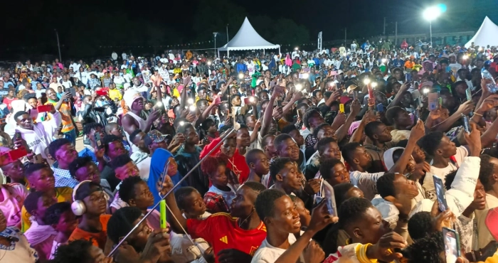 festival-kalamon-yepafori-plusieurs-dons-faits-a-lhopital-de-doropo-et-des-pompes-a-des-villages