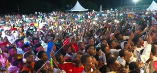 festival-kalamon-yepafori-plusieurs-dons-faits-a-lhopital-de-doropo-et-des-pompes-a-des-villages