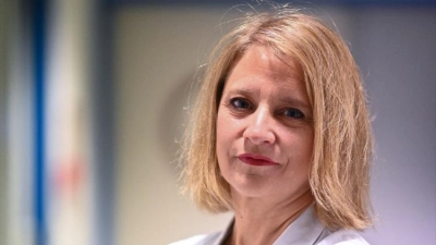 hantavirus-karine-lacombe-infectiologue-il-ny-a-aucune-raison-de-mettre-en-place-des-gestes-barrieres-a-ce-stade