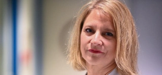 hantavirus-karine-lacombe-infectiologue-il-ny-a-aucune-raison-de-mettre-en-place-des-gestes-barrieres-a-ce-stade