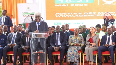 au-coeur-de-la-foire-de-lemploi-et-du-recrutement-le-gouvernement-lance-loffensive-pour-lemploi-des-jeunes