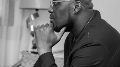 stephane-kipre-sommes-nous-nous-les-jeunes-ivoiriens-en-retard-sur-notre-epoque-ou-sommes-nous-tout-simplement-trop-presses