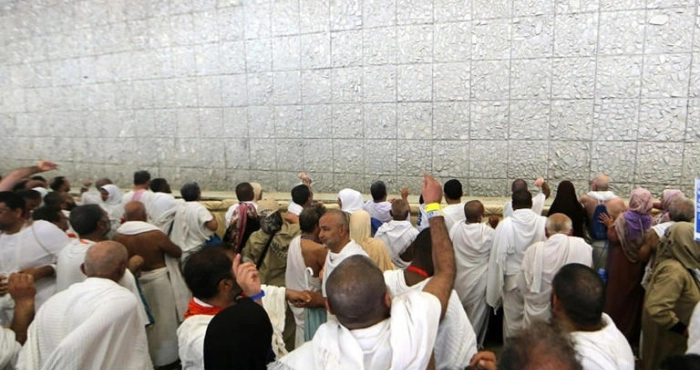 arabie-saoudite-hajj-les-pelerins-lapident-satan-au-premier-jour-de-laid