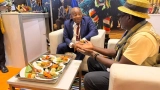 en-chine-pour-le-salon-itb-shanghai-siandou-fofana-vend-la-destination-touristique-cote-divoire