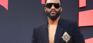 le-maire-et-des-elus-annonces-a-une-rencontre-de-fally-ipupa-avec-ses-fans-a-saint-denis-le-chanteur-congolais-annule-sa-venue