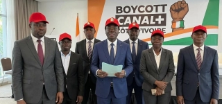 cherte-de-la-vie-le-mouvement-les-chapeaux-rouges-invite-les-autorites-a-un-dialogue-franc