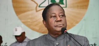 sommet-virtuel-affaire-joe-biden-invite-personnellement-bedie-a-un-sommet-virtuel-pourquoi-les-usa-ne-peuvent-pas-inviter-bedie