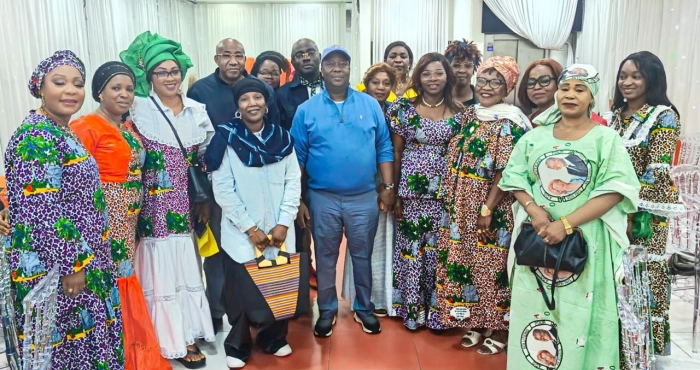 en-tournee-en-france-ouattara-dramane-mobilise-les-militants-du-rhdp