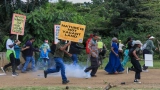 kenya-gaz-lacrymogenes-et-arrestations-des-manifestants-contre-un-projet-dans-le-parc-national-de-nairob