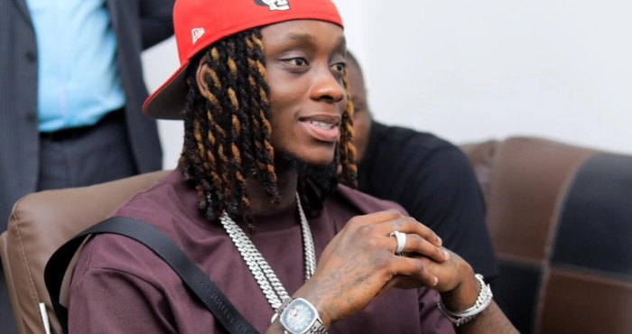 musique-himra-encourage-la-team-2-poy-a-continuer-dans-le-biama