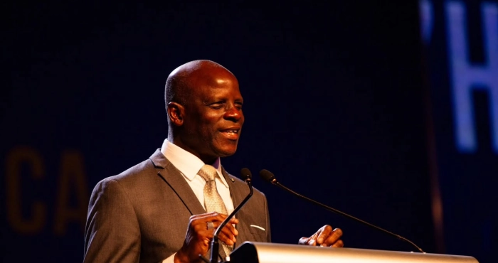 cinquantenaire-de-lesca-pr-adama-diawara-donne-les-solutions-a-la-fuite-des-cerveaux