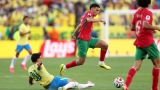 coupe-du-monde-le-maroc-est-garcon-accroche-le-bresil