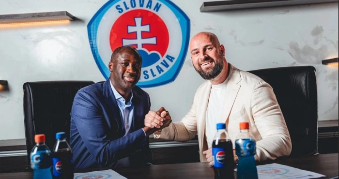 football-yaya-toure-nomme-entraineur-du-slovan-bratislava