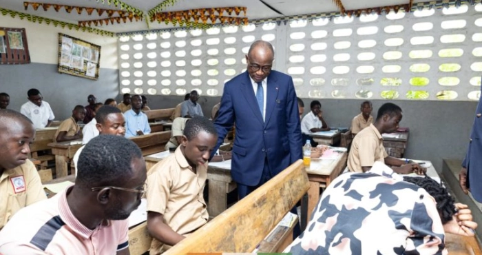 baccalaureat-2026-environ-330-000-candidats-engages-pour-les-examens-a-grand-tirage