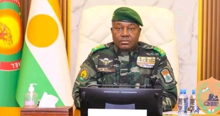 niger-un-decret-presidentiel-dissout-neuf-organismes-etatiques-pour-reduire-les-depenses-publiques