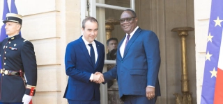 recu-a-matignon-birahima-ouattara-et-sebastien-lecornu-passent-en-revue-la-cooperation-militaire
