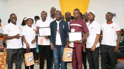 yamoussoukro-collecte-de-sang-dune-communaute-chretienne-a-loccasion-de-la-journee-mondiale-du-donneur