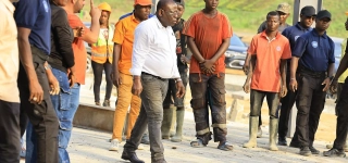 deguerpissements-casses-et-grand-menage-a-abidjan-cisse-bacongo-confesse-je-fais-le-sale-boulot