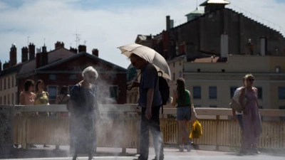 canicule-en-france-au-moins-25-morts-par-arret-cardiaque-recenses-dans-la-region-parisienne