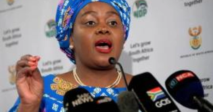 afrique-du-sud-le-gouvernement-maintient-le-30-juin-comme-journee-normale-et-promet-une-reponse-ferme-a-toute-violence