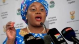 afrique-du-sud-le-gouvernement-maintient-le-30-juin-comme-journee-normale-et-promet-une-reponse-ferme-a-toute-violence