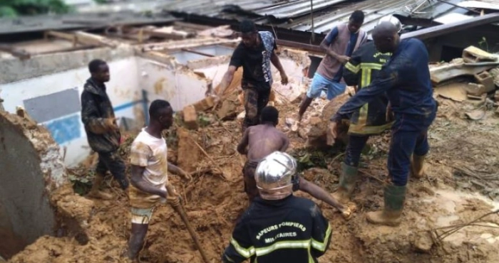 pluies-diluviennes-a-abidjan-au-moins-12-morts-dans-un-glissement-de-terrain-a-mossikro-attecoube