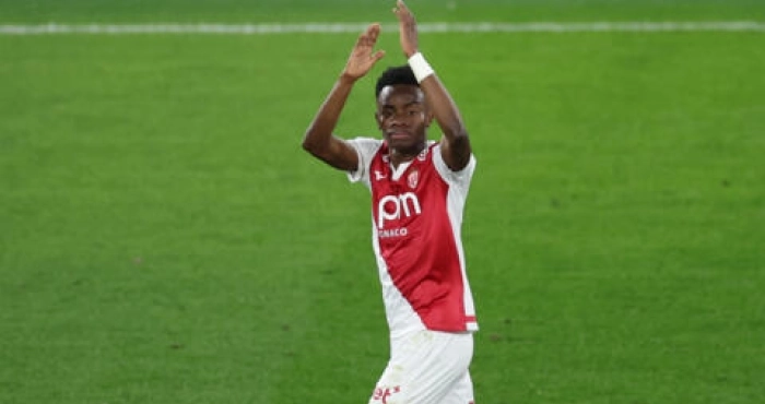 ligue-1-monaco-annonce-le-depart-de-simon-adingra