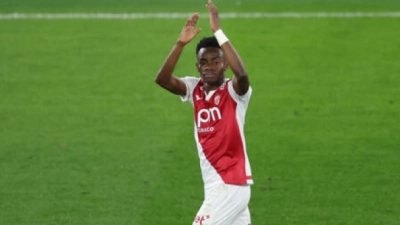 ligue-1-monaco-annonce-le-depart-de-simon-adingra