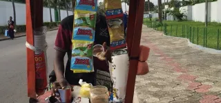 enquete-vendeurs-ambulants-de-cafe-un-petit-metier-qui-rapporte-gros