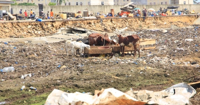 emmou-sylvestre-a-bacongo-ni-les-populations-de-port-bouet-ne-sauraient-se-laisser-prendre-a-une-telle-forfaiture
