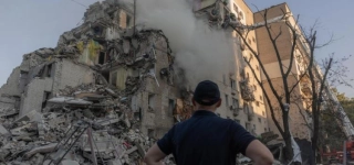 attaque-massive-sur-kiev-le-bilan-grimpe-a-17-morts-la-russie-promet-daugmenter-la-pression
